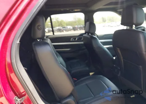 2017 Ford Explorer Xlt z USA, uszkodzony, nr VIN 1FM5K8D80HGD76128